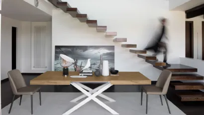 Tavolo allungabile in legno con base in metallo Modus T63 di Friulsedie