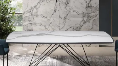 Tavolo Pegaso con top in Legno con inserto in Ceramica e base in tondino di acciaio di Riflessi