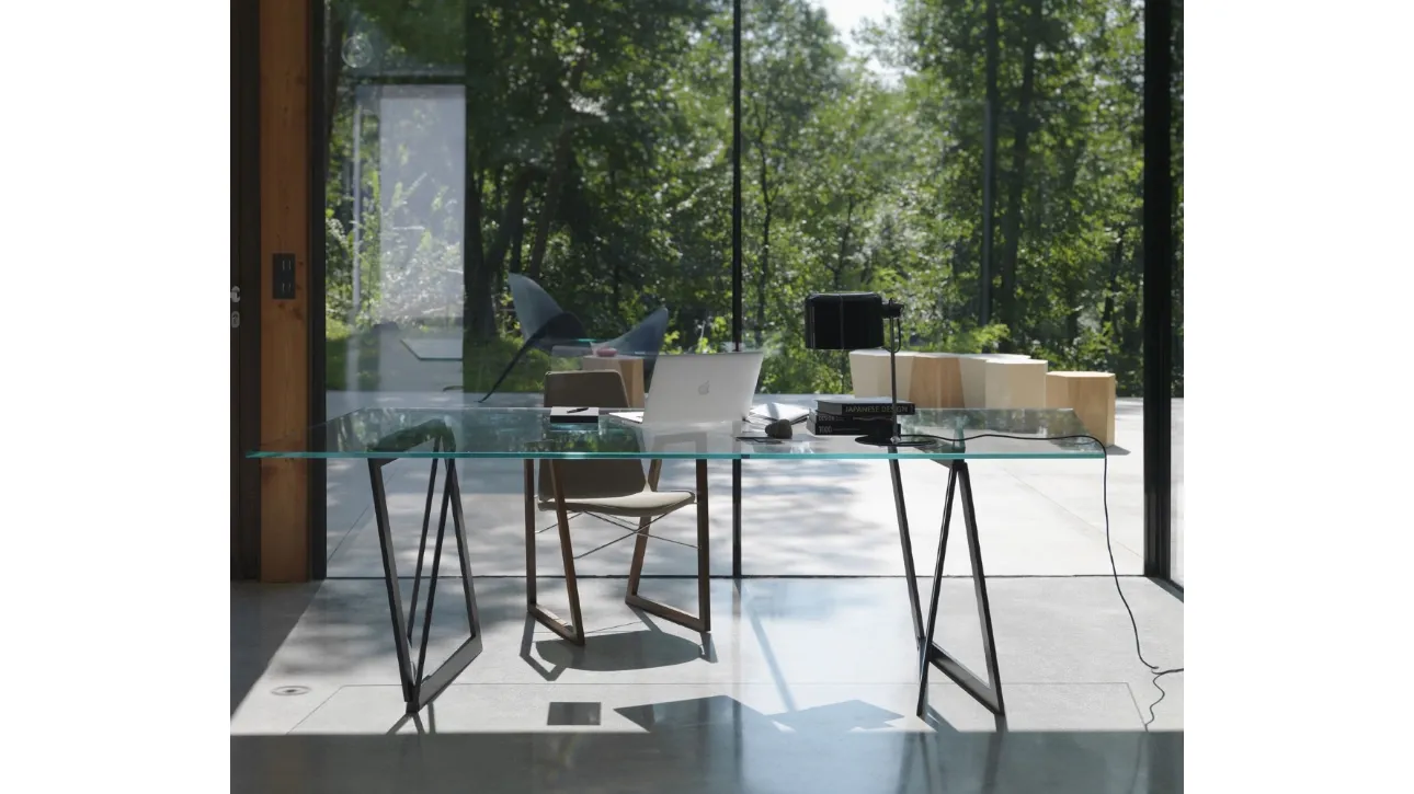 Tavolo con piano rettangolare in  vetro temperato Quadror 02 di Horm