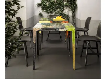Tavolo di design in tessuto e resina Remember me bistrot di Horm