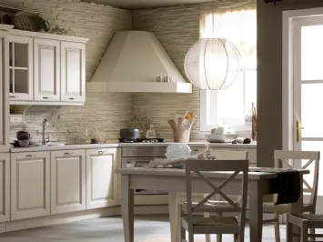 Cucina Classica angolare Memory in legno laccato Bianco Antico di Veneta Cucine