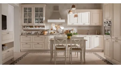 Cucina Classica lineare Memory in legno laccato Bianco antico di Veneta Cucine