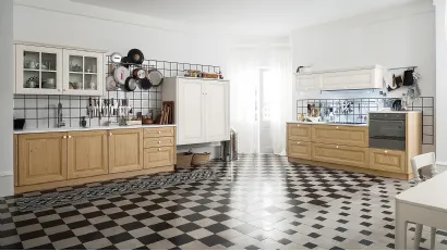 Cucina Classica lineare Pavese in Rovere Naturale e Frassino laccato Bianco di Veneta Cucine