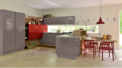Cucina Moderna con penisola Extra Go in laccato lucido Marron Visone e Rosso veneziano di Veneta Cucine