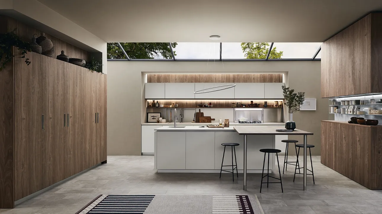 Cucina Moderna Lounge con isola in laccato Bianco Puro e Noce Nodoso di Veneta Cucine