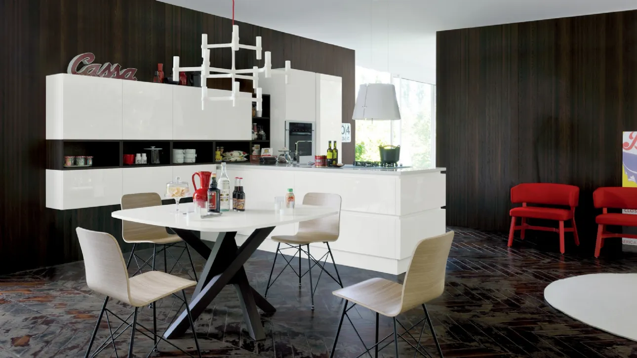 Cucina Moderna Oyster lineare in laccato lucido Bianco di Veneta Cucine