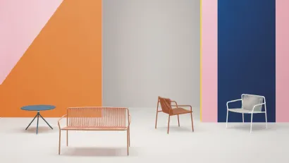 Outdoor in metallo con seduta e schienale intrecciati in PVC Tribeca di Pedrali